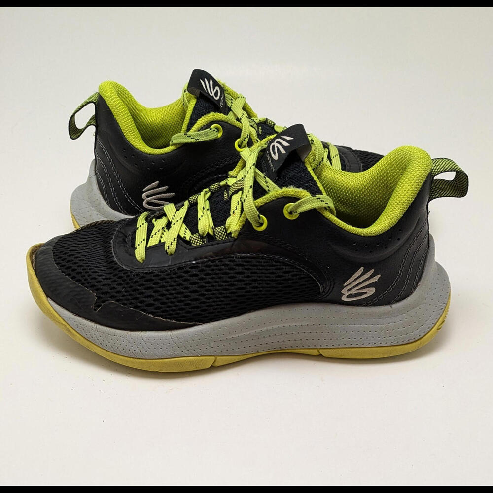Under Armour Curry 3Z6 Black Mod Grey Basketball Shoes 3025091-001 Size 3.5Y‎